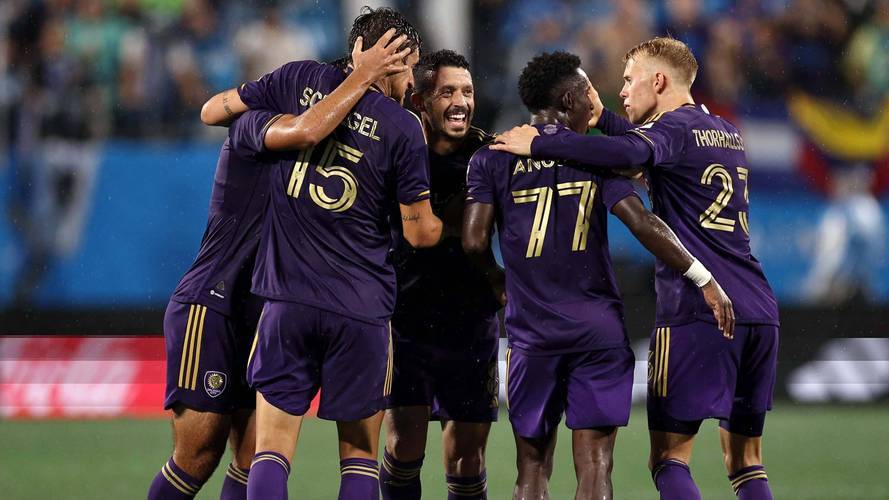 纽约联赛客场连胜，积分榜领先