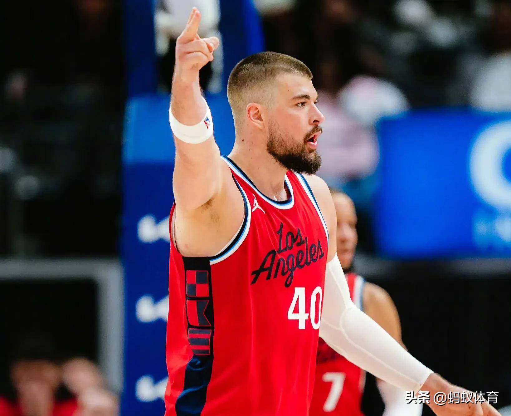 快船大胜尼克斯！莱纳德取得高分