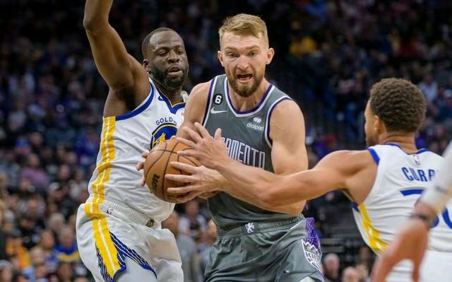 国王复出首战，掀起高潮状态火爆，勇士成为焦点！