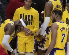  詹姆斯巅峰对决，TheShy与60激战阿森纳分钟，败北胜负难料！